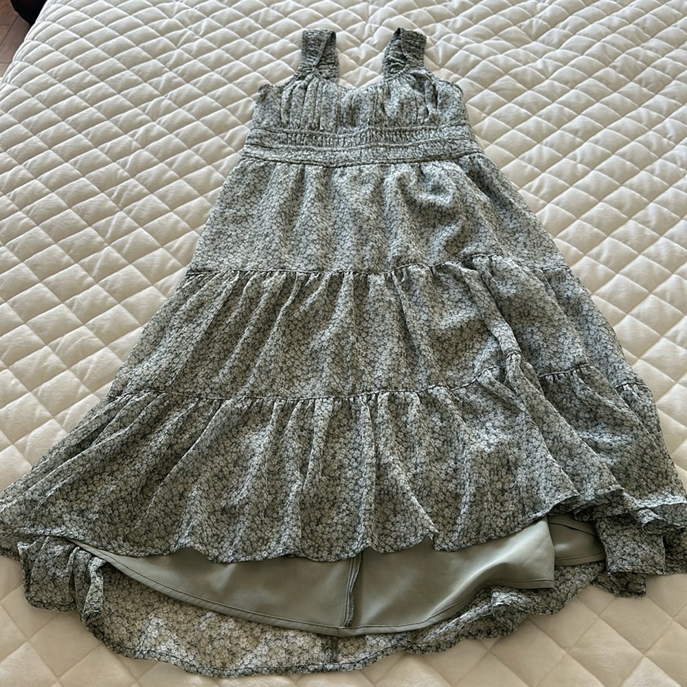 Abercrombie kids girls dress size 11/12, never worn without tags